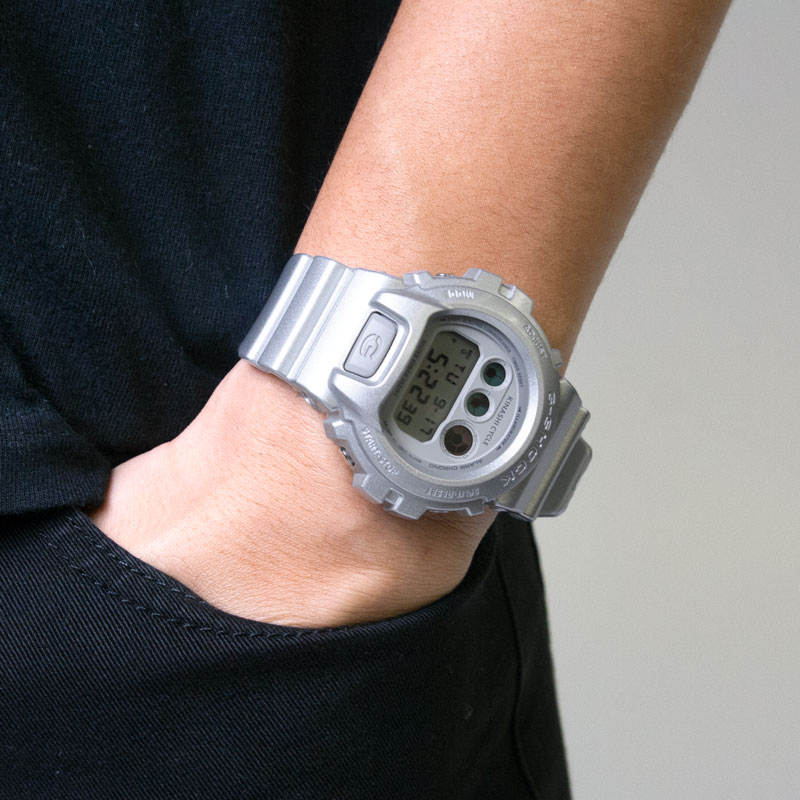 特価商品 木梨サイクル CASIO G-SHOCK シルバー ほぼ未使用 腕時計